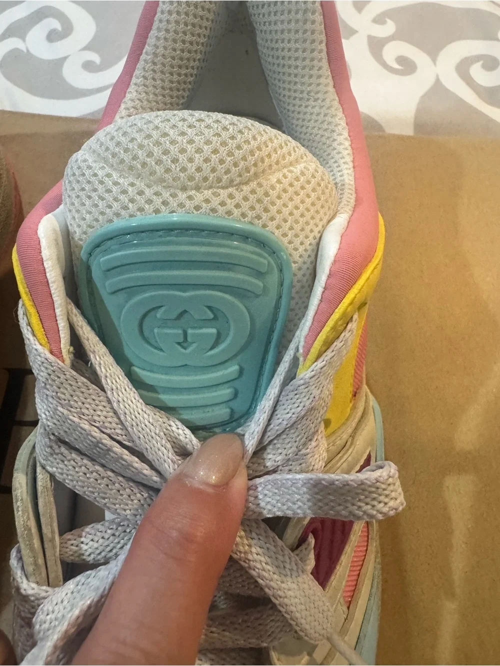 Gucci Pastel Multicolor Low-Top Sneakers - Picture 5 of 9